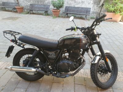 Moto 250